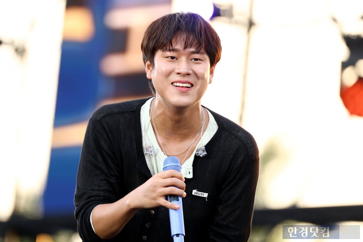 [ATA 포토] 이무진, '한 편의 청춘만화 같은 무대'