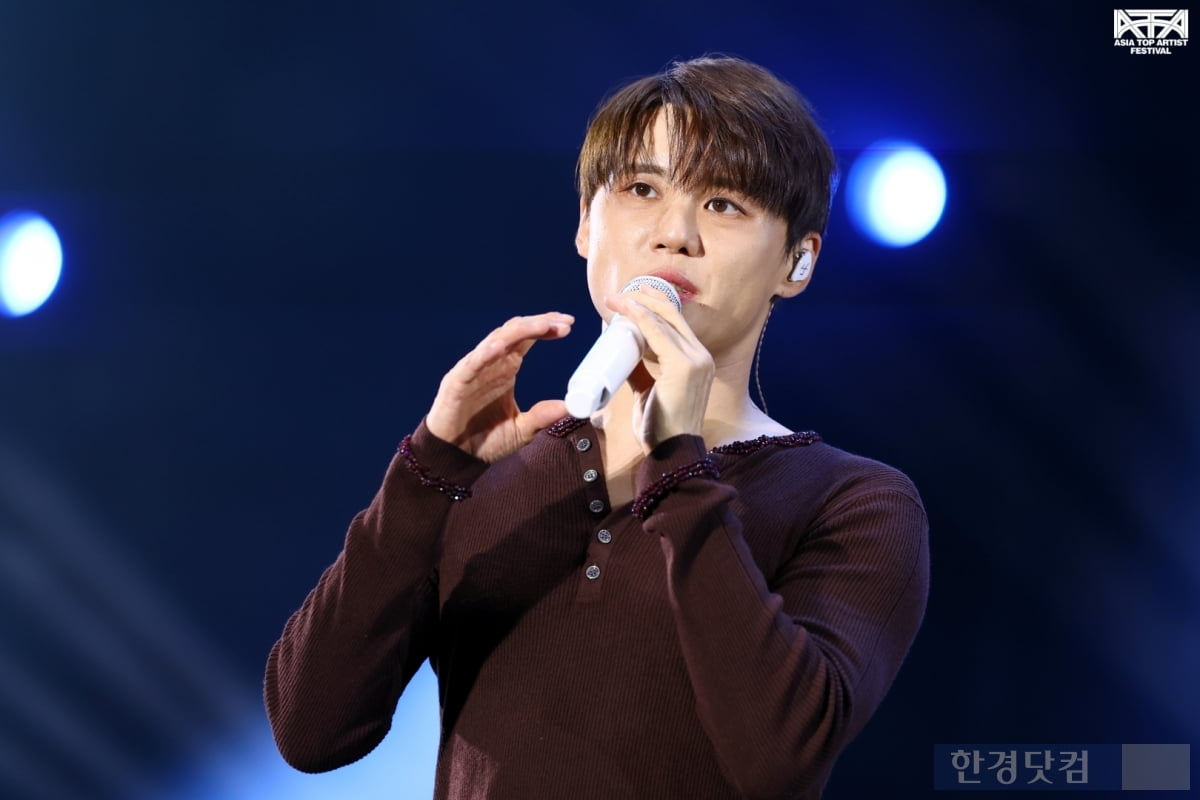 [ATA 포토] 김준수, '가을밤을 수놓은 화려한 무대'