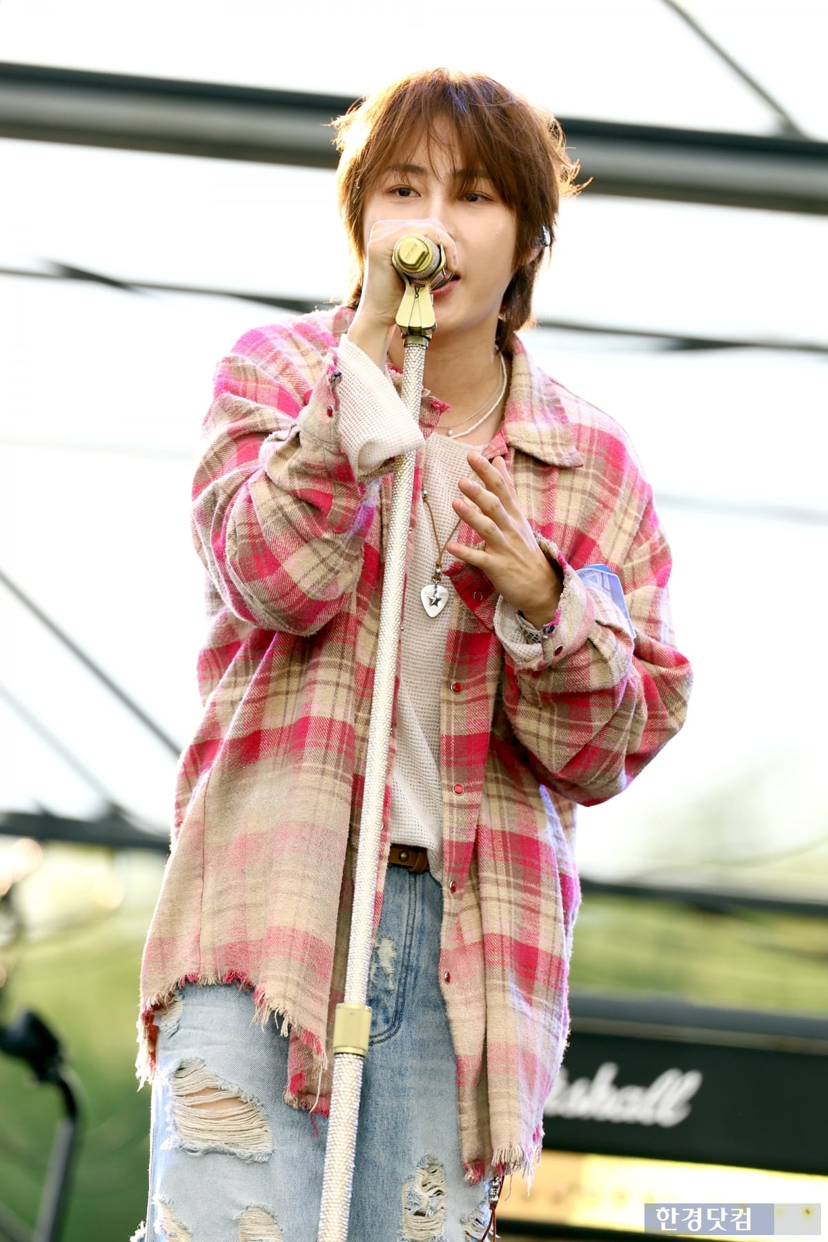 [ATA 포토] 하성운, '따사로운 햇살 아래서 멋지게~'