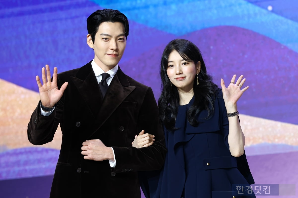 [포토] 김우빈-수지, '우월한 비주얼 커플~'