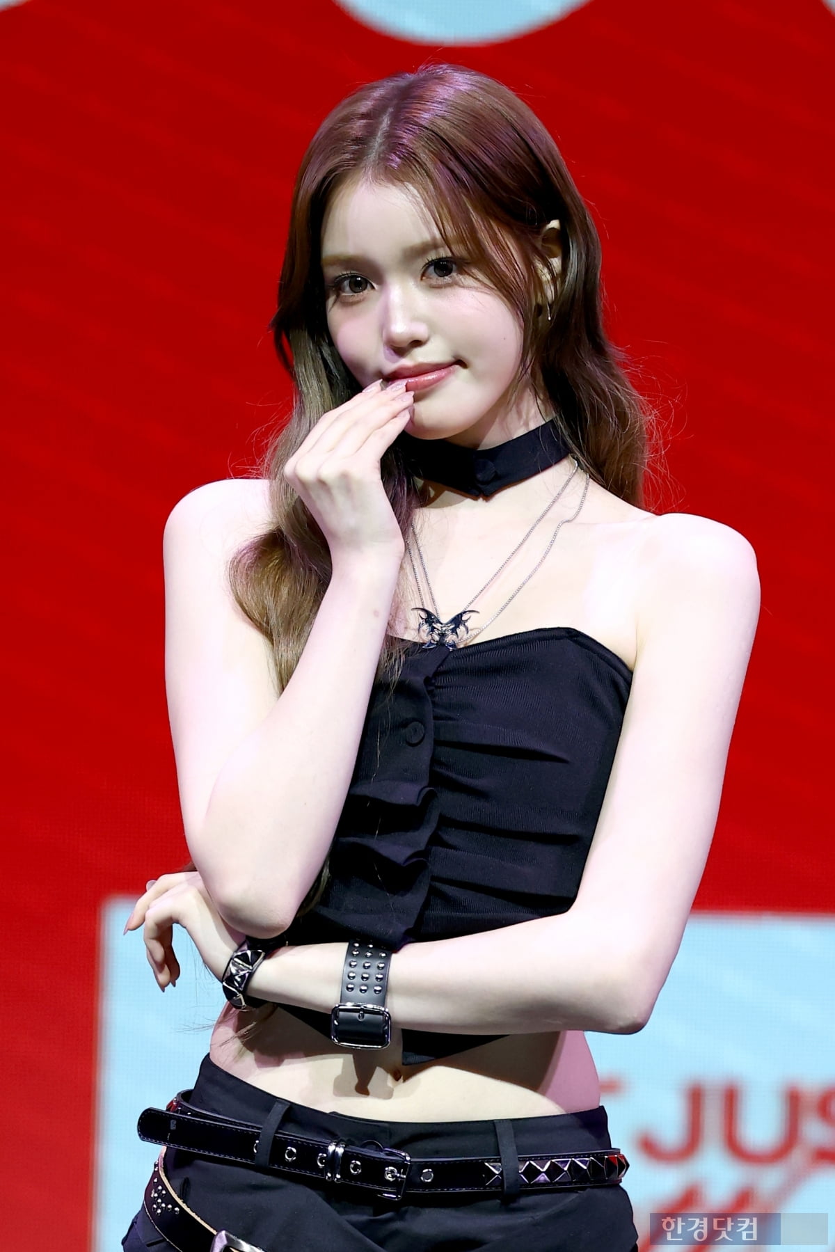 [포토] 이즈나 정세비, '눈부신 비주얼 뽐내는 막내'