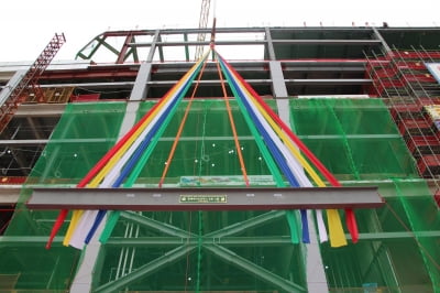 롯데건설, 롯데바이오로직스 송도 바이오캠퍼스 골조공사 완료…상량식 열어