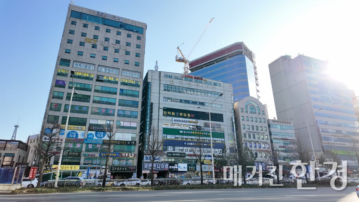 인덕원사거리 유흥가