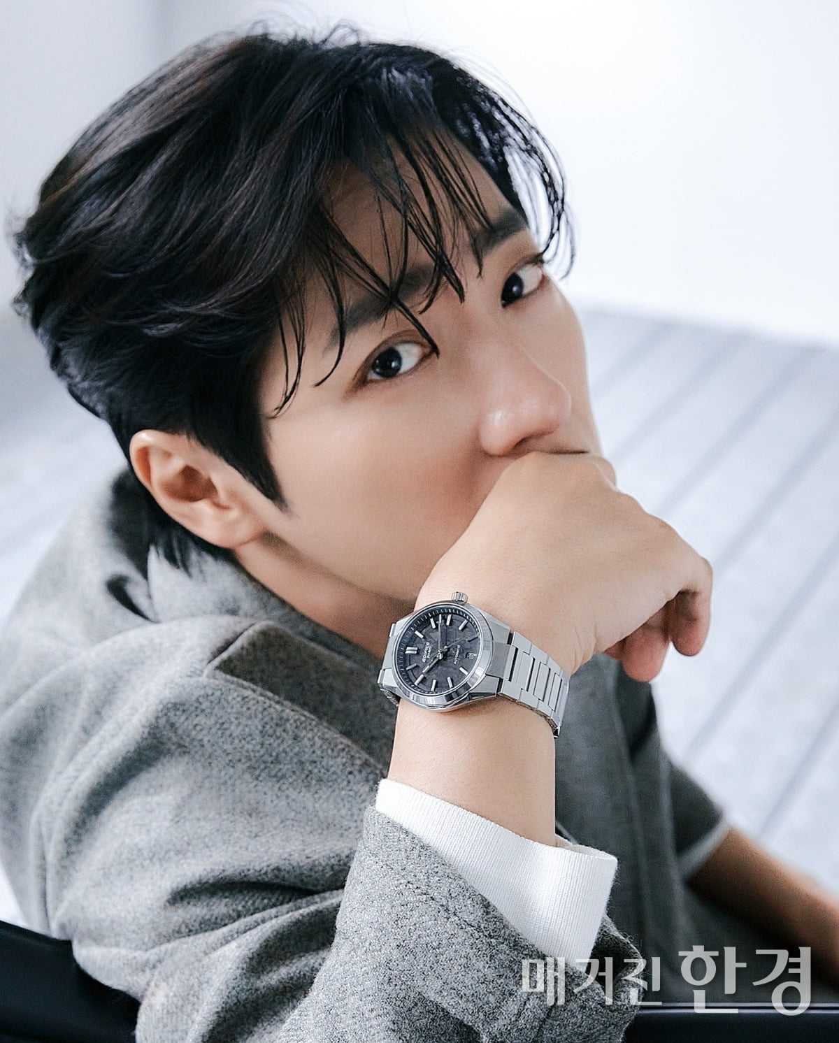 그레이 울 릴렉스 재킷은 드본팩쳐 by 브로이어