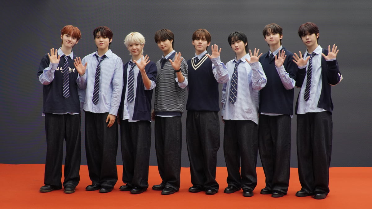 K-POPグループ「ユアーズ」、中国企業ラッキードアから300億ウォンの投資を受け、アジアを超えた市場進出を目指す