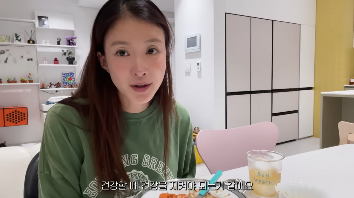 South Korean Actress Lee Si-young Shares Pregnancy Journey and Healthy Recipes