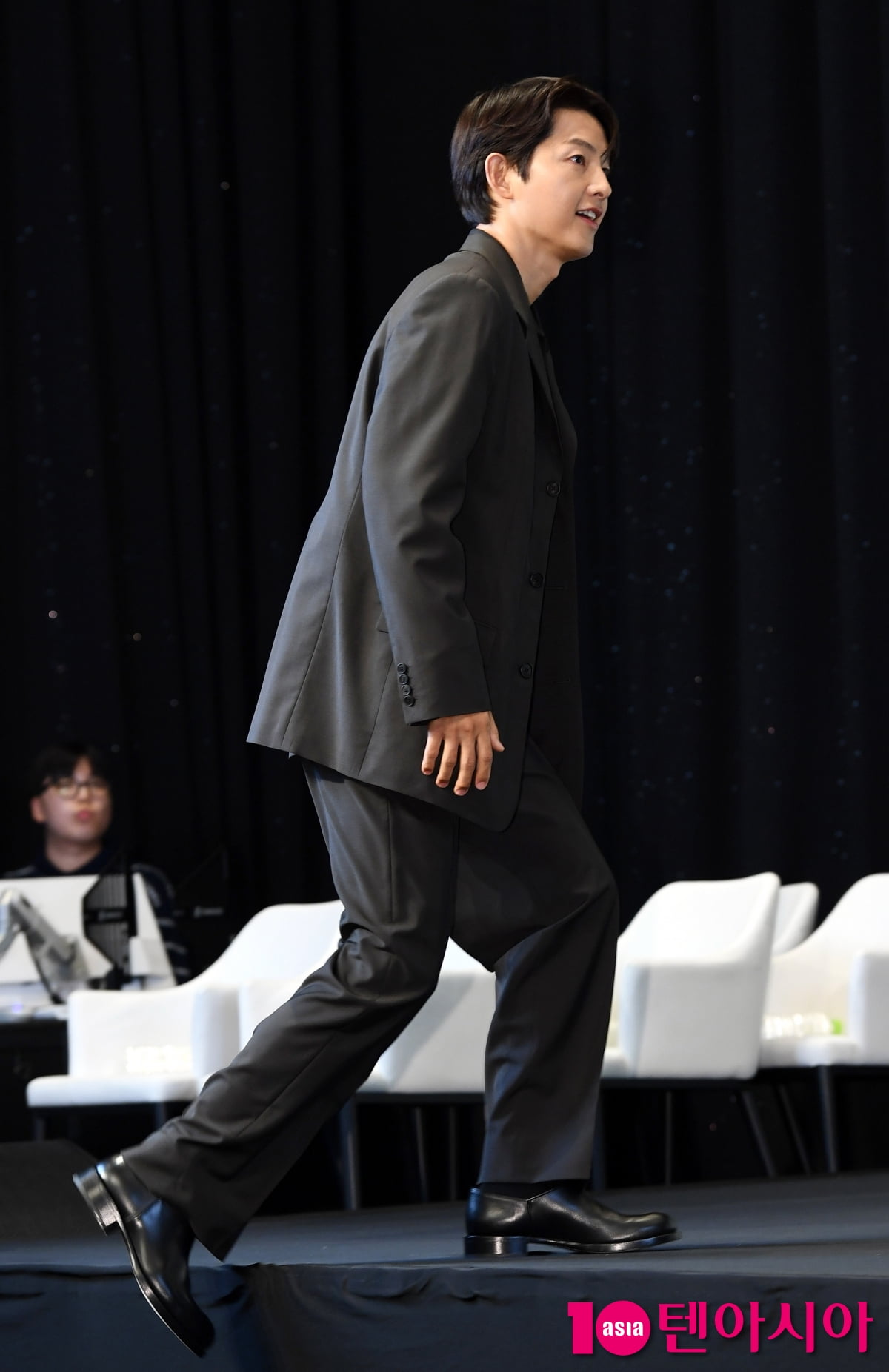 ソン・ジュンギ、JTBC新ドラマ『マイ・ユース』制作発表会に登場