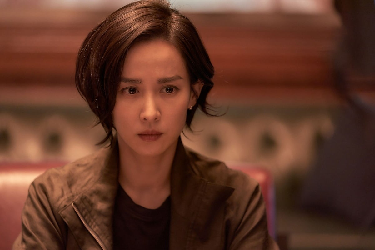 Jo Yeo-jeong Reflects on Her Intense Role in 'The Murderer Report'