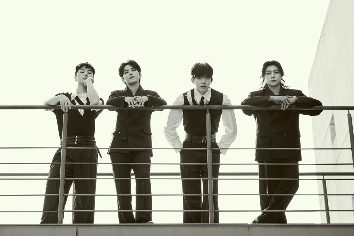 DAY6 Celebrates 10th Anniversary with New Album 'The DECADE' and JYP Contract Renewal