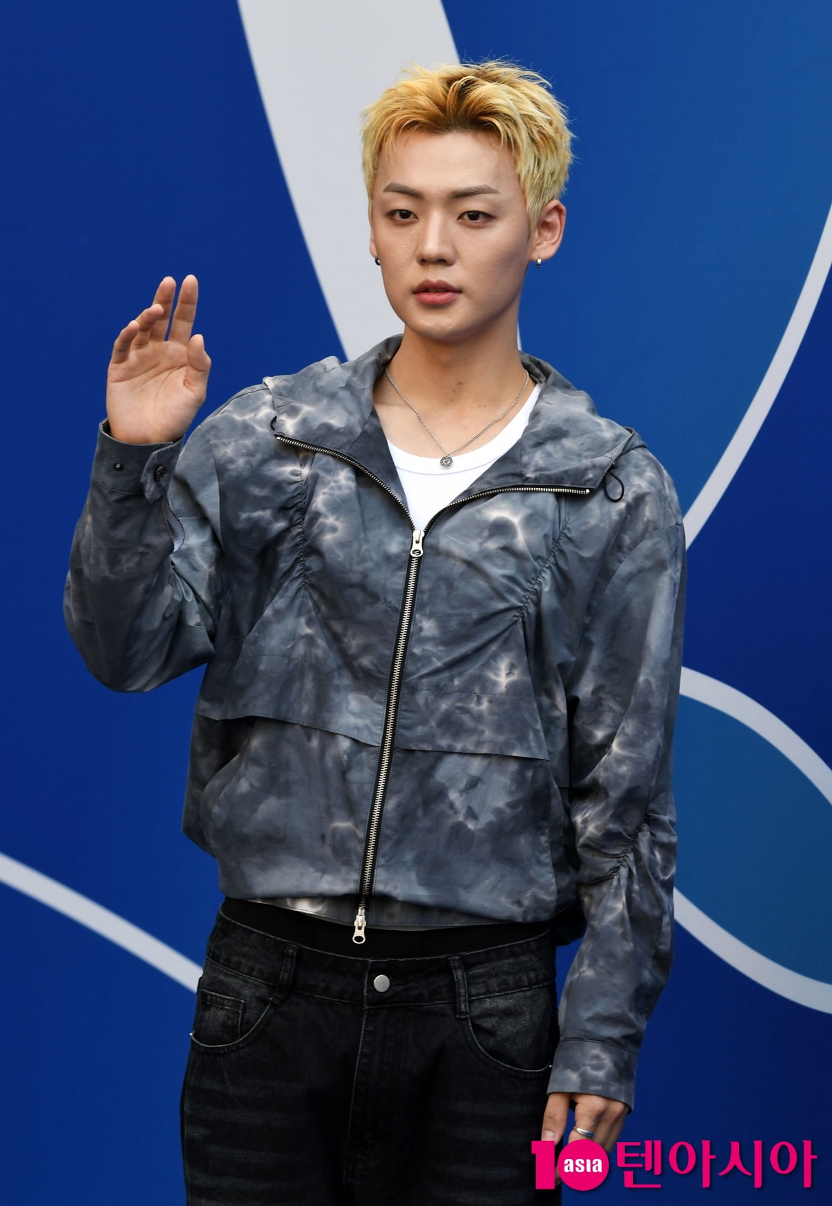 A.C.E's Kang Yu-chan Shines at 2026 S/S Seoul Fashion Week