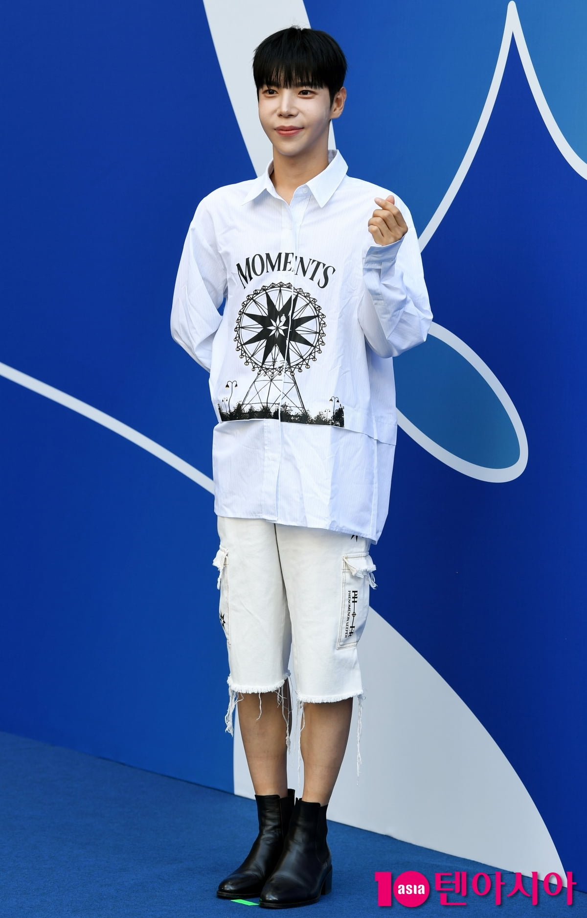 Actor Hyeonwoo Shines at 2026 S/S Seoul Fashion Week
