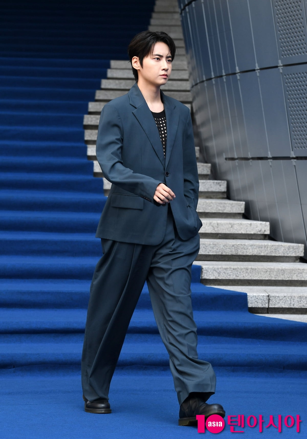 Actor Lee Jin-hyuk Shines at 2026 S/S Seoul Fashion Week