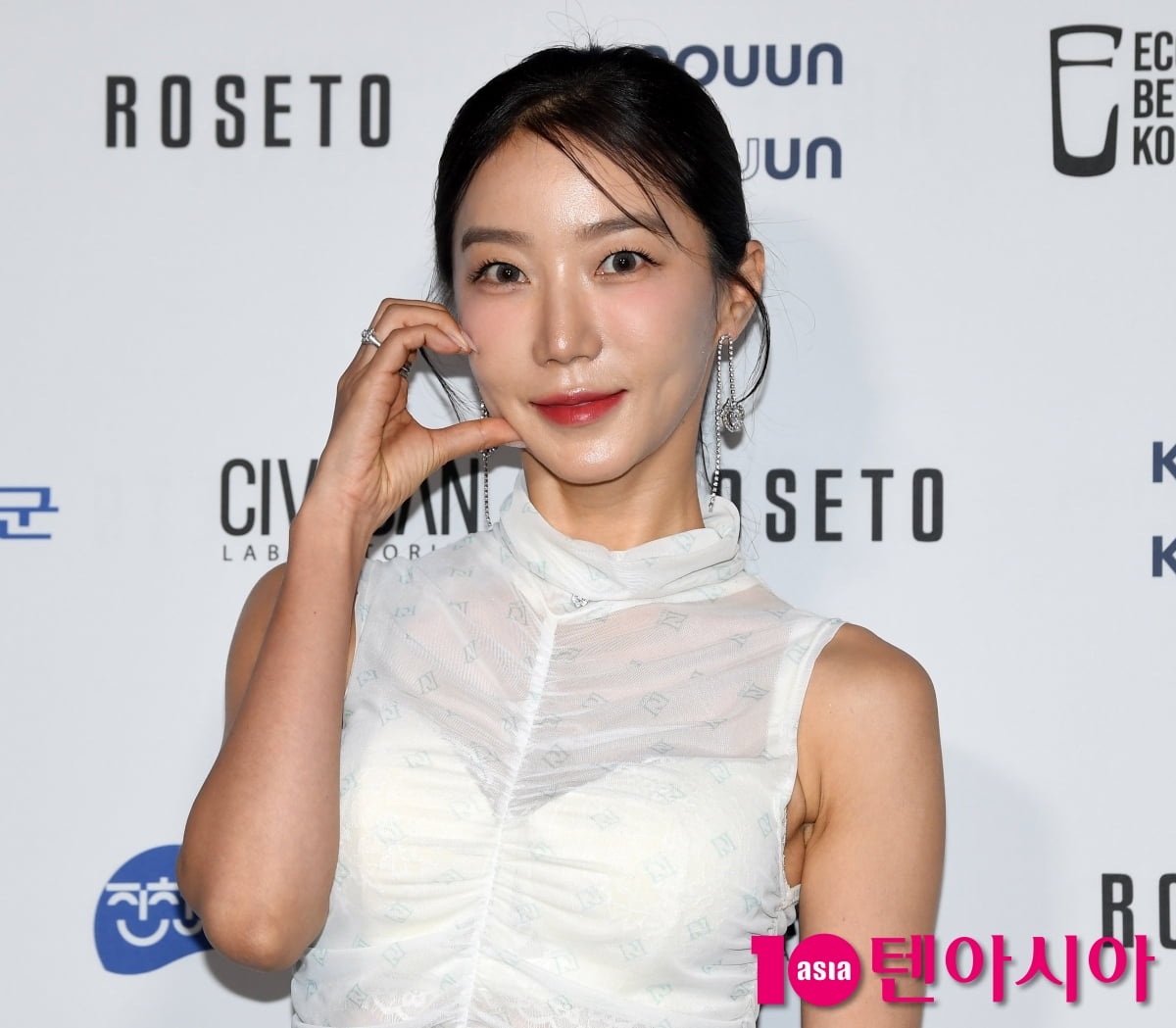 Model Kwon Eun-jin Shines at 2026 S/S Seoul Fashion Week