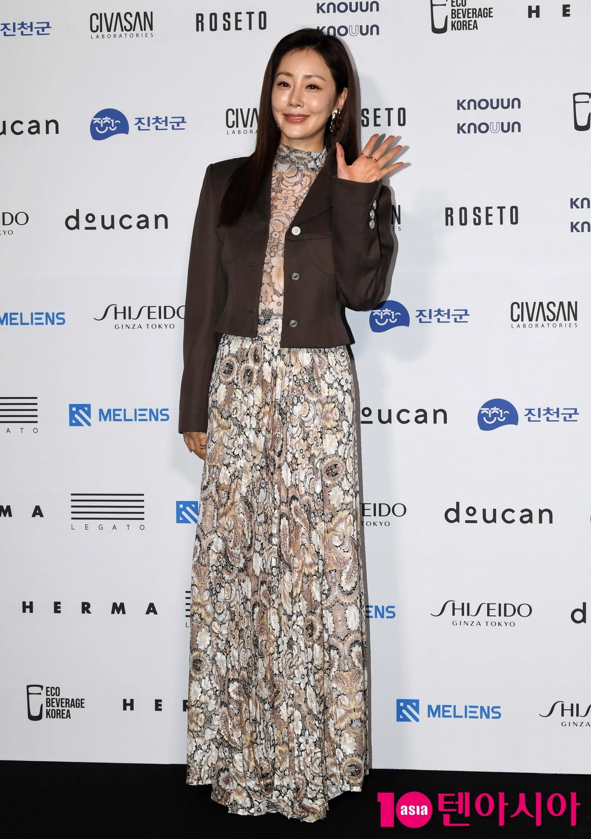 Actress Oh Na-ra Shines at 2026 S/S Seoul Fashion Week