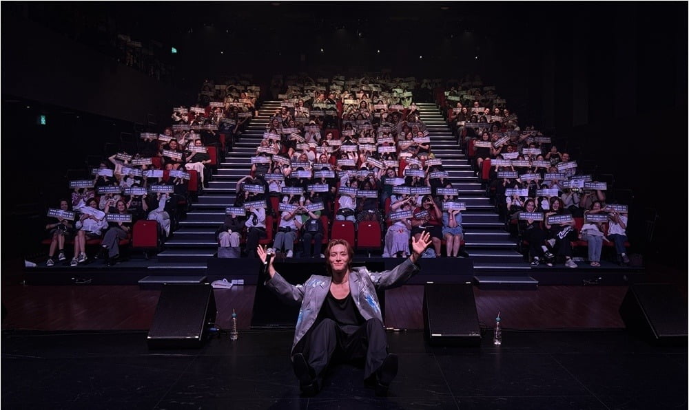 ジュンヒ(JUNHEE)、初のソロミニアルバム『The First Day & Night』リスニングパーティー開催