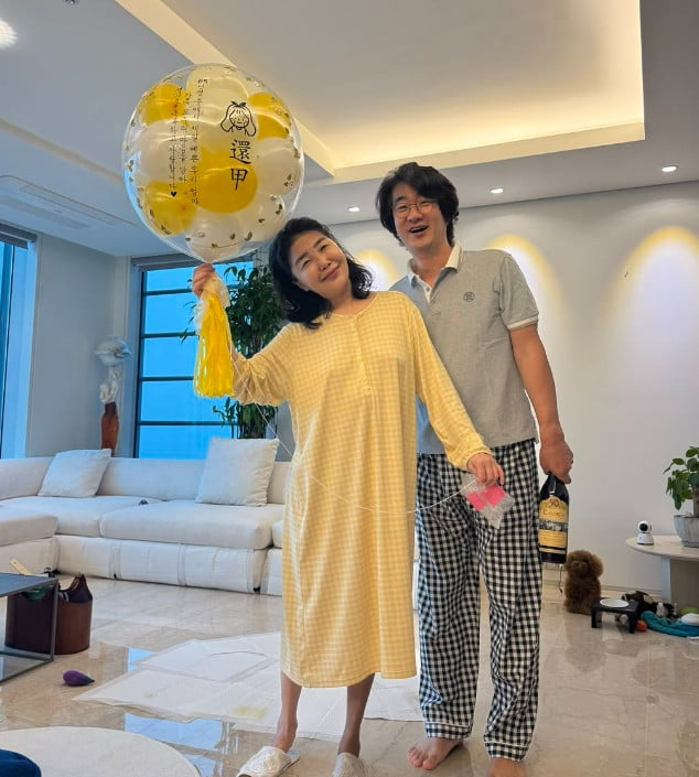 Medical Journalist Hong Hye-geol Shares Update on Wife's Battle with Depression