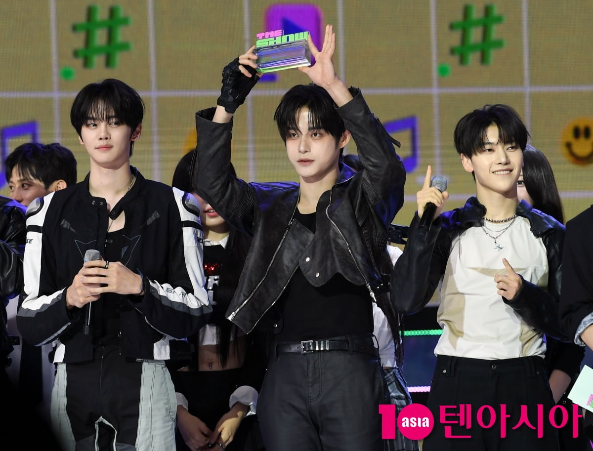 ZEROBASEONE Dazzles at SBS 'The Show' Live Broadcast in Seoul
