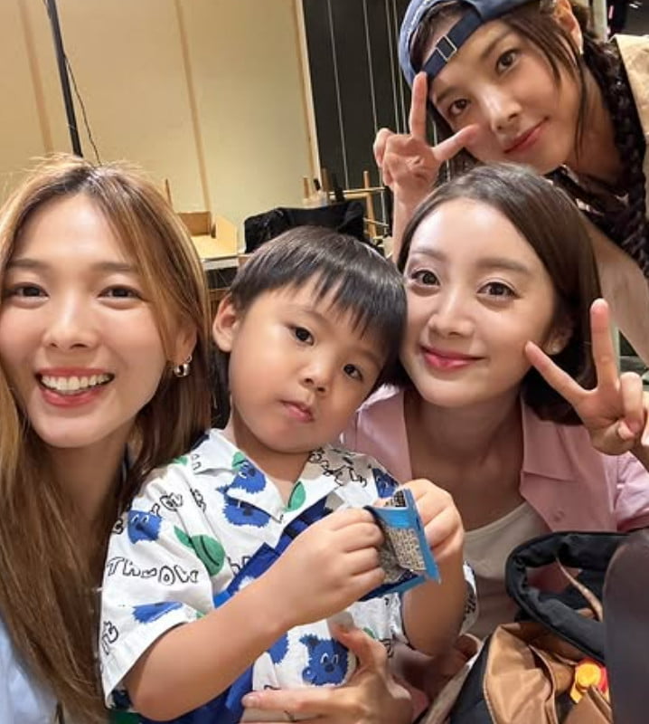 Wonder Girls Members Reunite to Support Hyerim and Advocate for Cancer Treatment