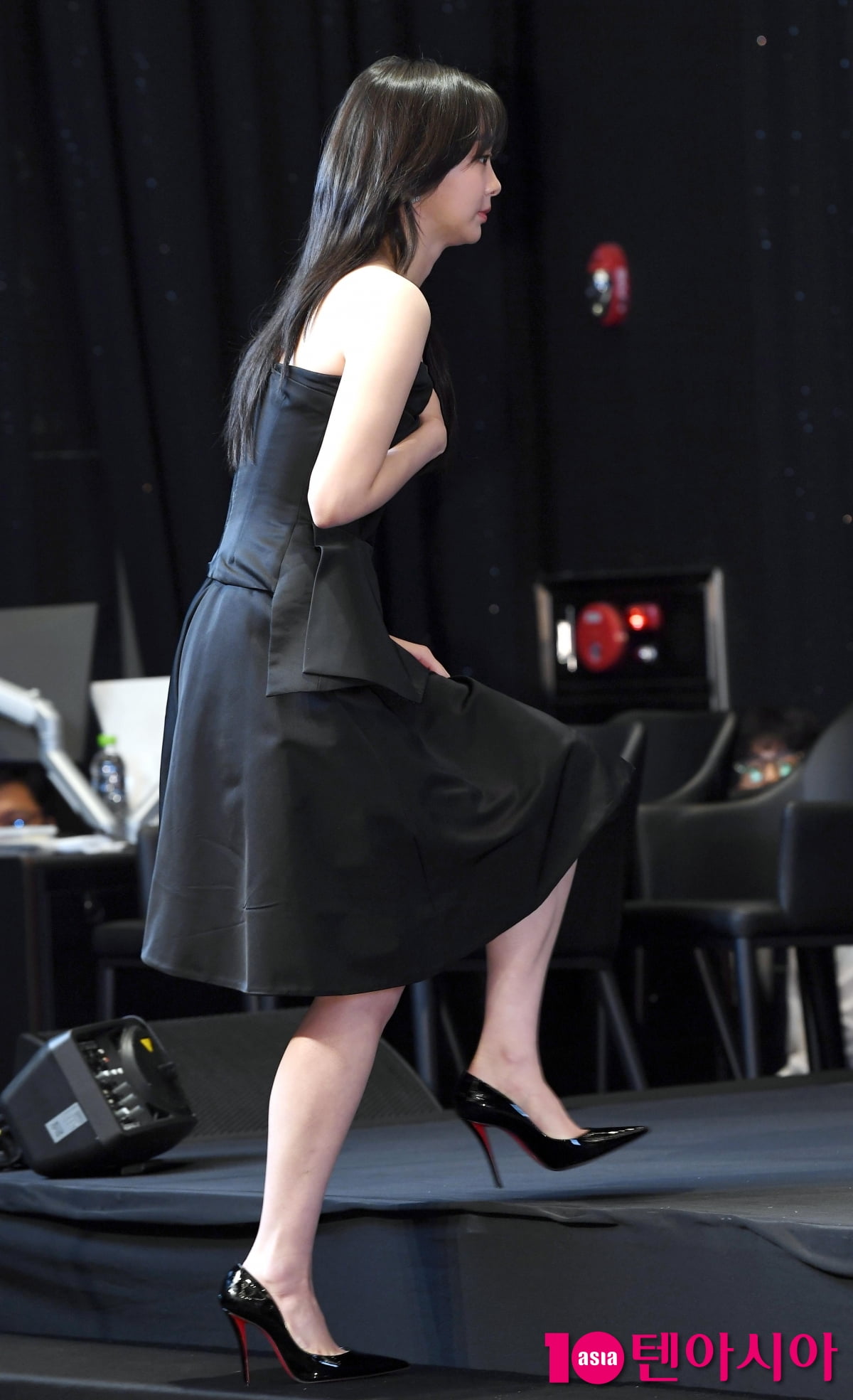 Kim Da-mi Attends Press Conference for New JTBC Drama 'A Hundred Memories'