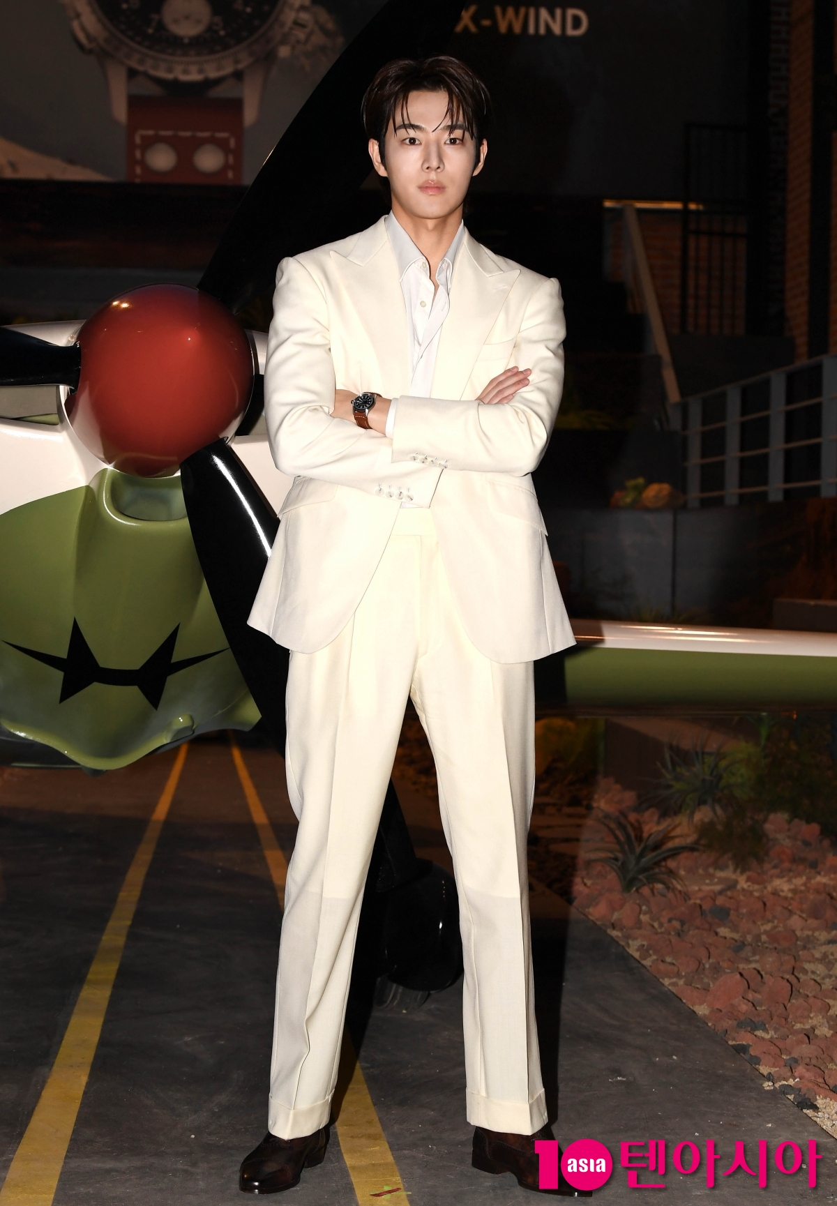 Actor Yoo Jung-hoo Attends Hamilton Pop-Up Store Opening in Seoul