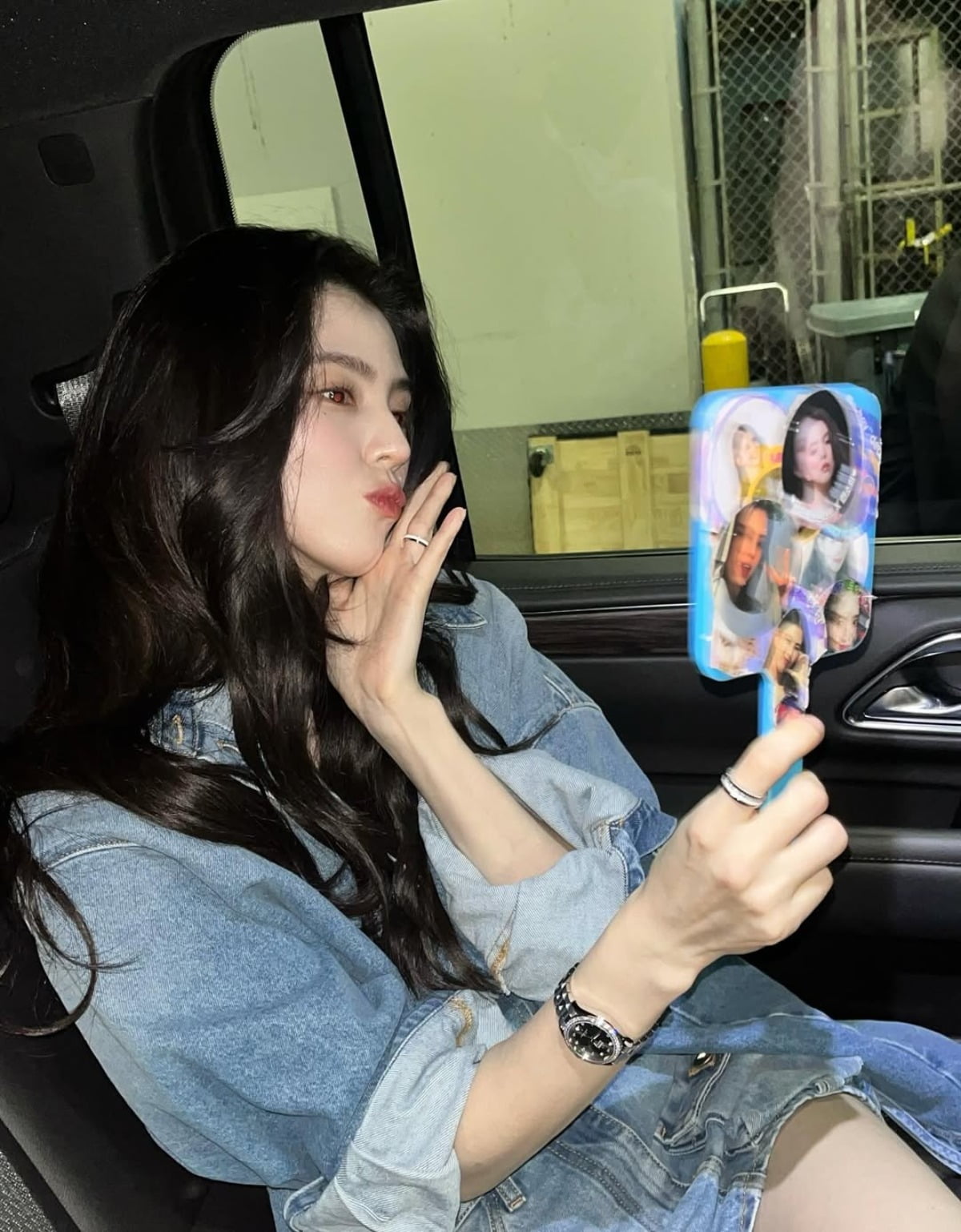Han So-hee Showcases Dual Charms in Denim and Slip Dress