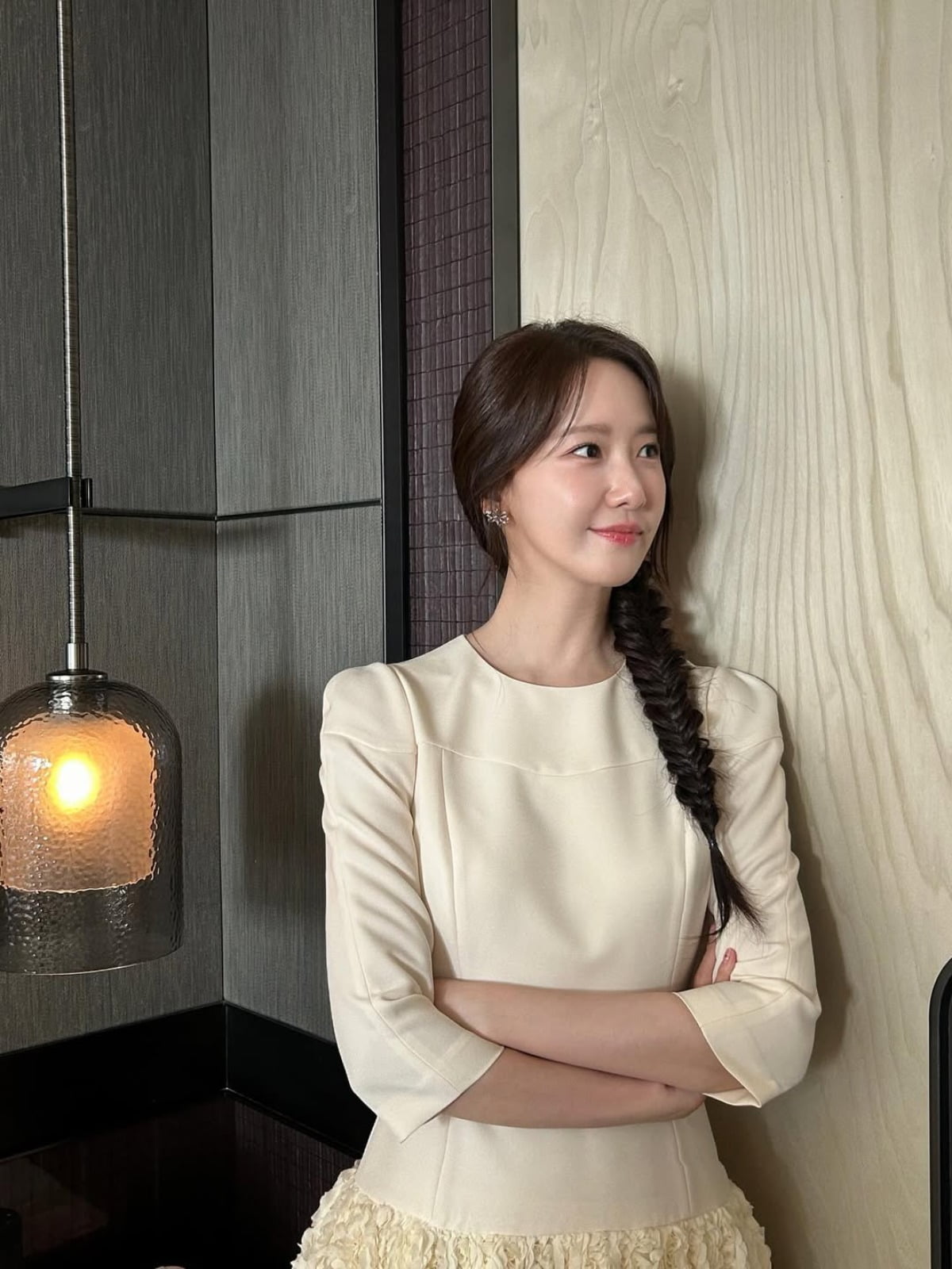 Girls' Generation's Yoona Stuns in White Dress at Sulwhasoo Beauty Event