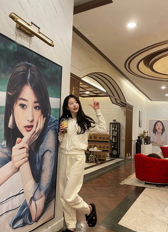 IVE's Jang Wonyoung's Sister, Actress Jang Da-ah, Reveals Lavish Set of 'My Precious Star'