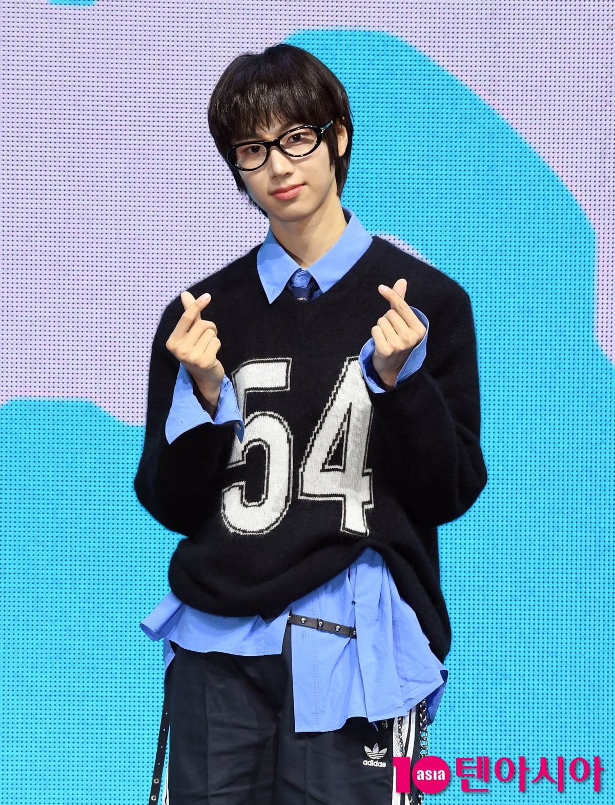 K-Pop Group IDID's Park Seong-hyeon Shines at 'I did it.' Showcase in Seoul