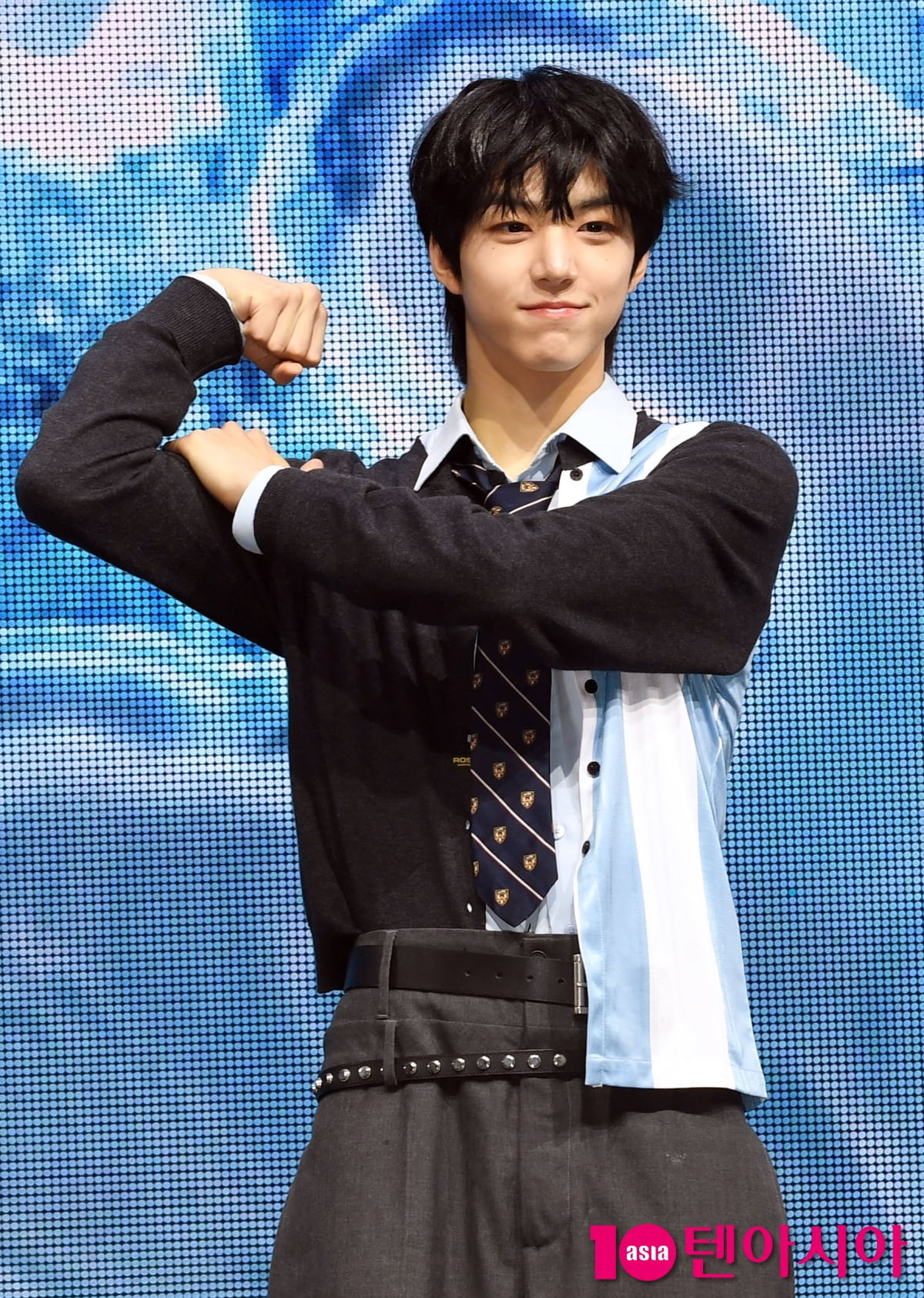 K-Pop Group IDID's Baek Jun-hyuk Shines at 'I did it.' Showcase in Seoul
