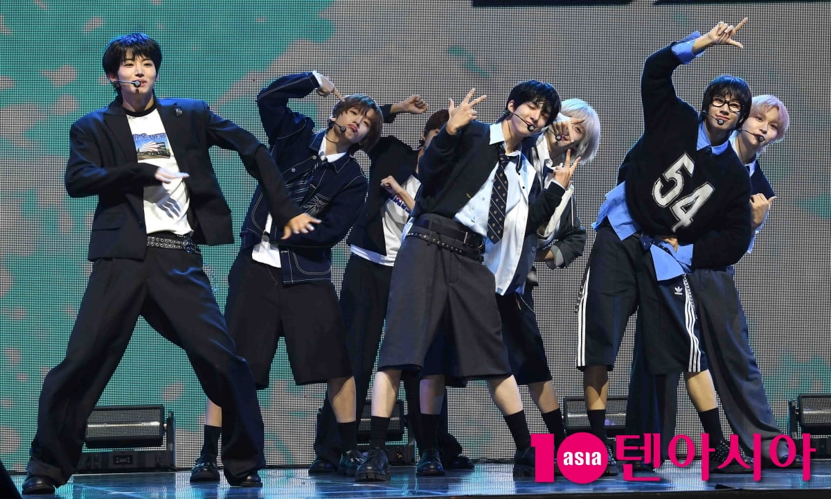 K-Pop Group IDID Shines at Their First Mini Album Showcase in Seoul