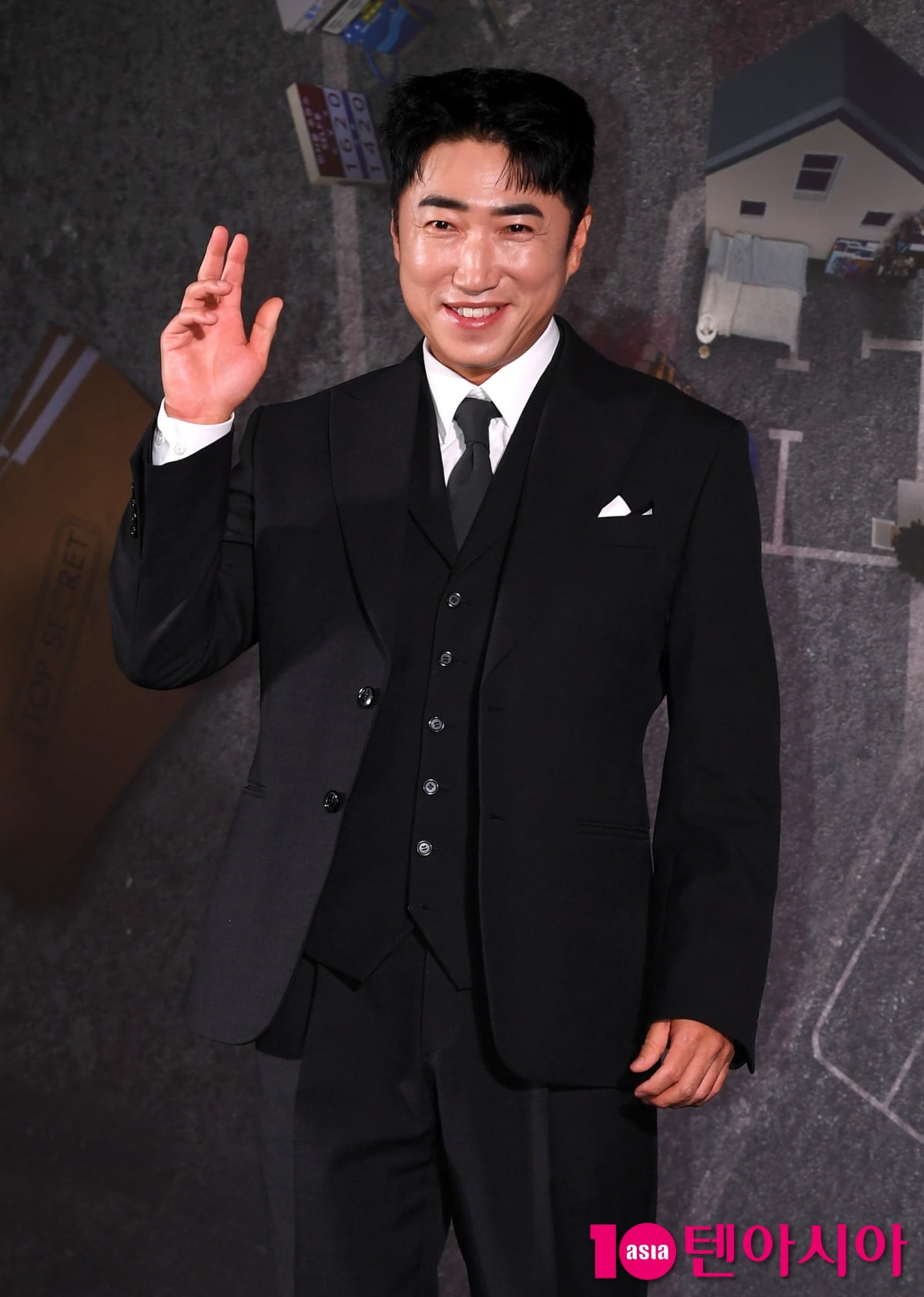 Comedian Jang Dong-min Attends Netflix's 'Crime Scene Zero' Press Conference