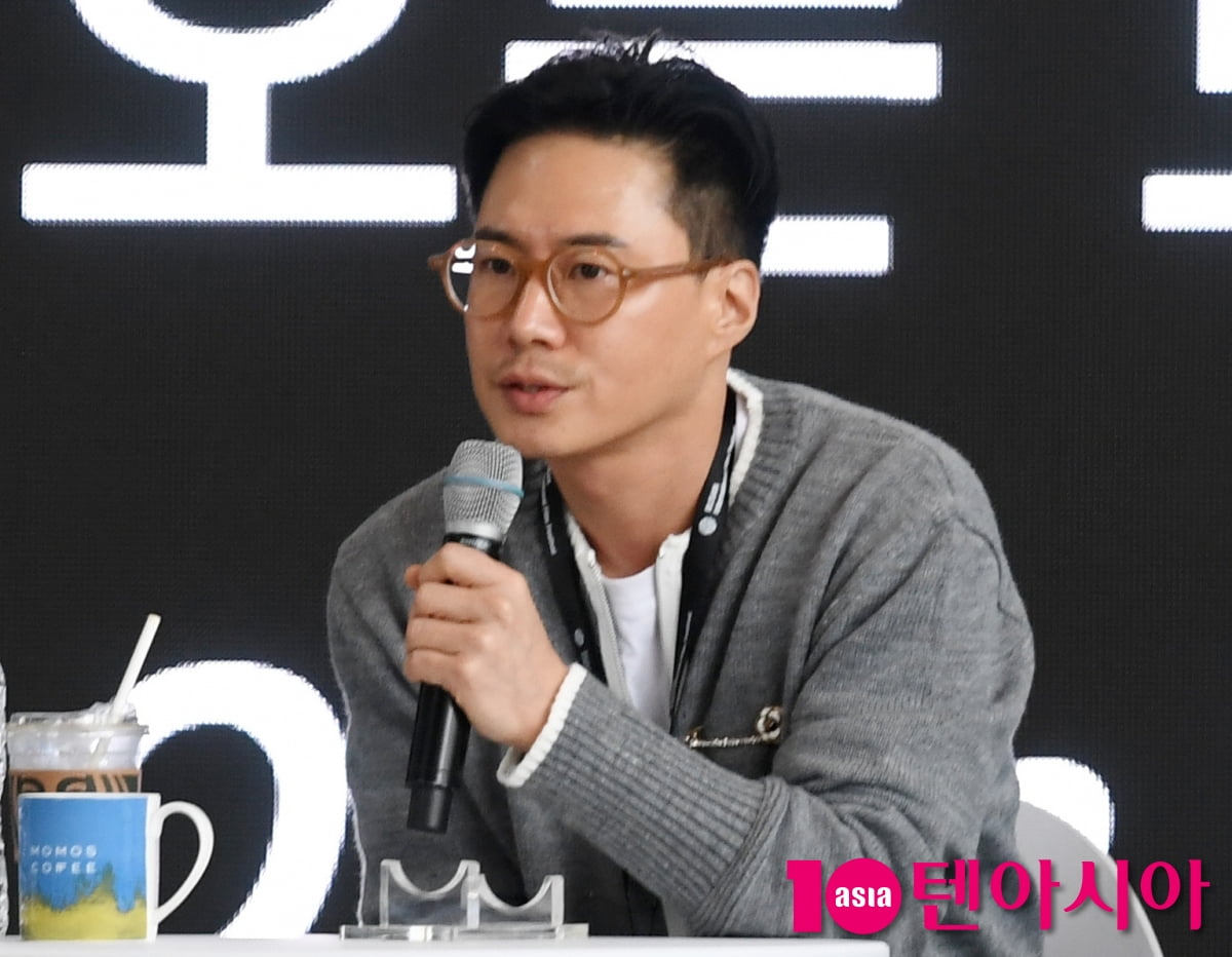 Director Lee Hwan Attends Open Talk for 'Project Y' at BIFF