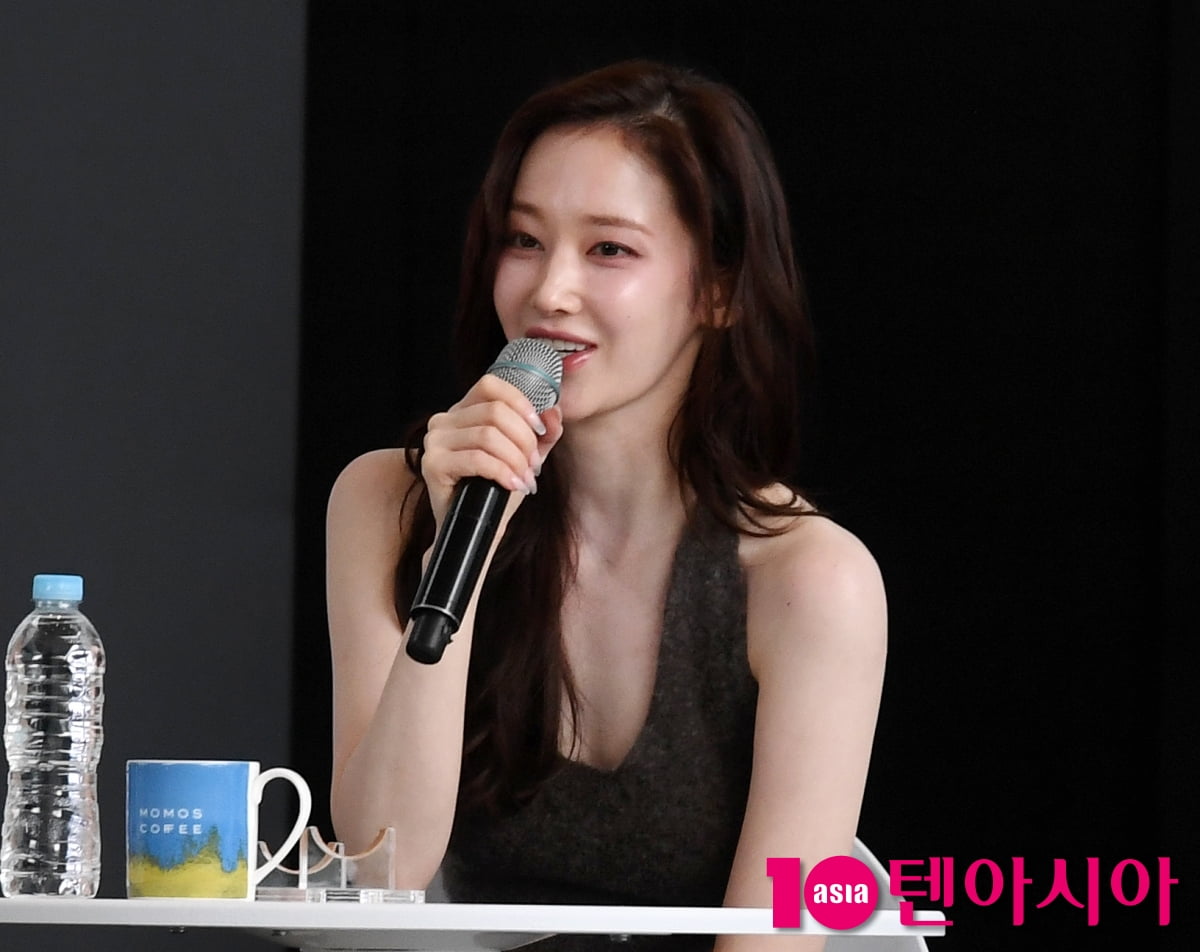 Jeon Jong-seo Attends Open Talk for 'Project Y' at BIFF