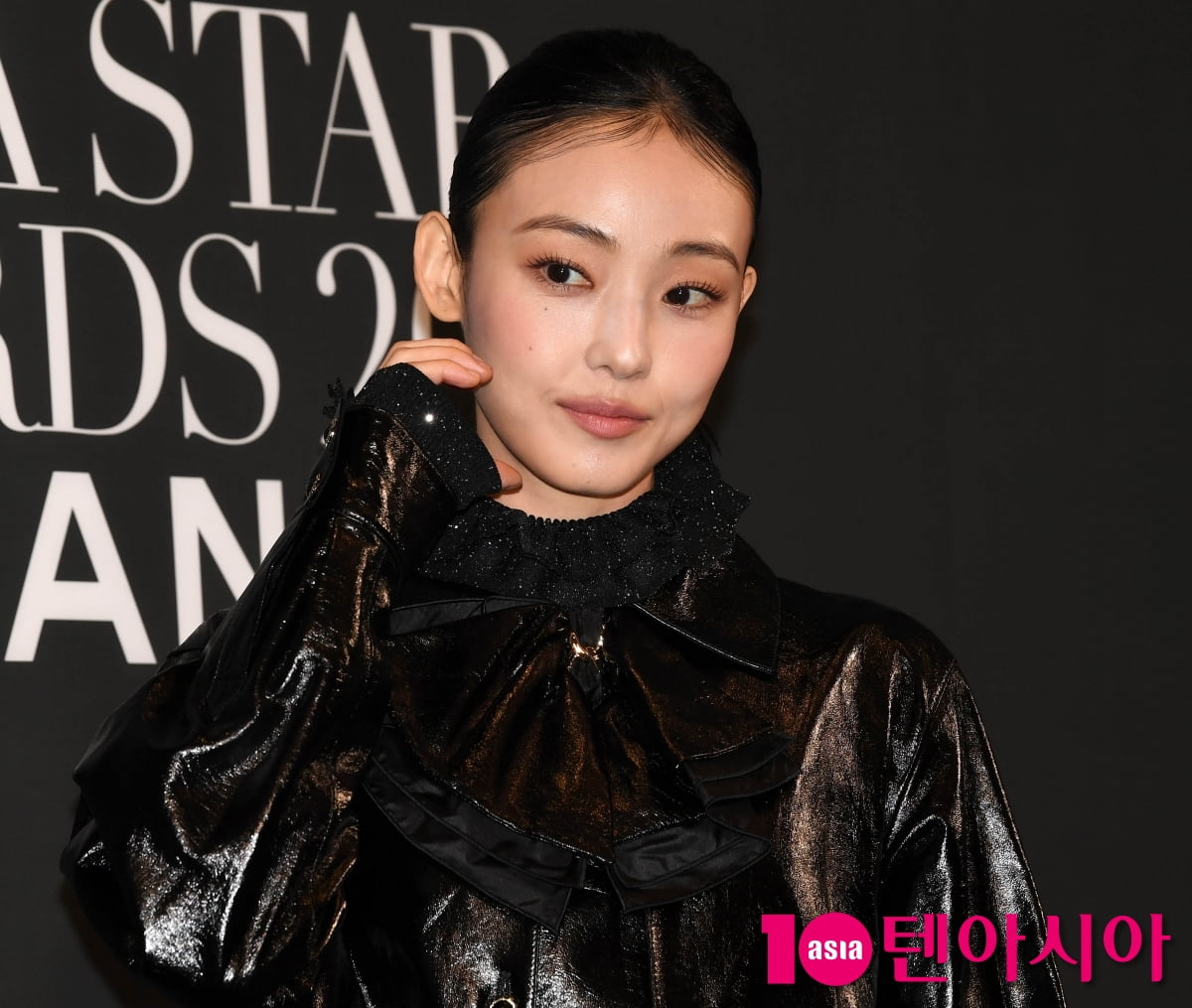 Jeon So-ni Shines at the 2025 Marie Claire Asia Star Awards in Busan