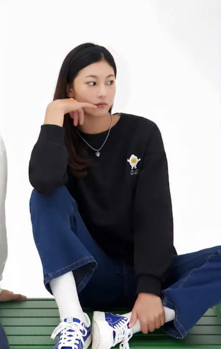 Actress Park Yeon-soo Faces Backlash Over Instagram Post About Daughter's Career Choices