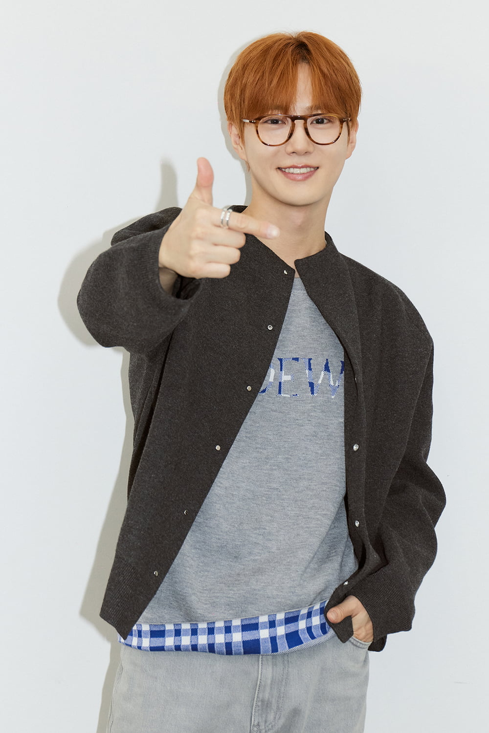 EXO's Suho Returns with Fourth Mini Album 'Who Are You'