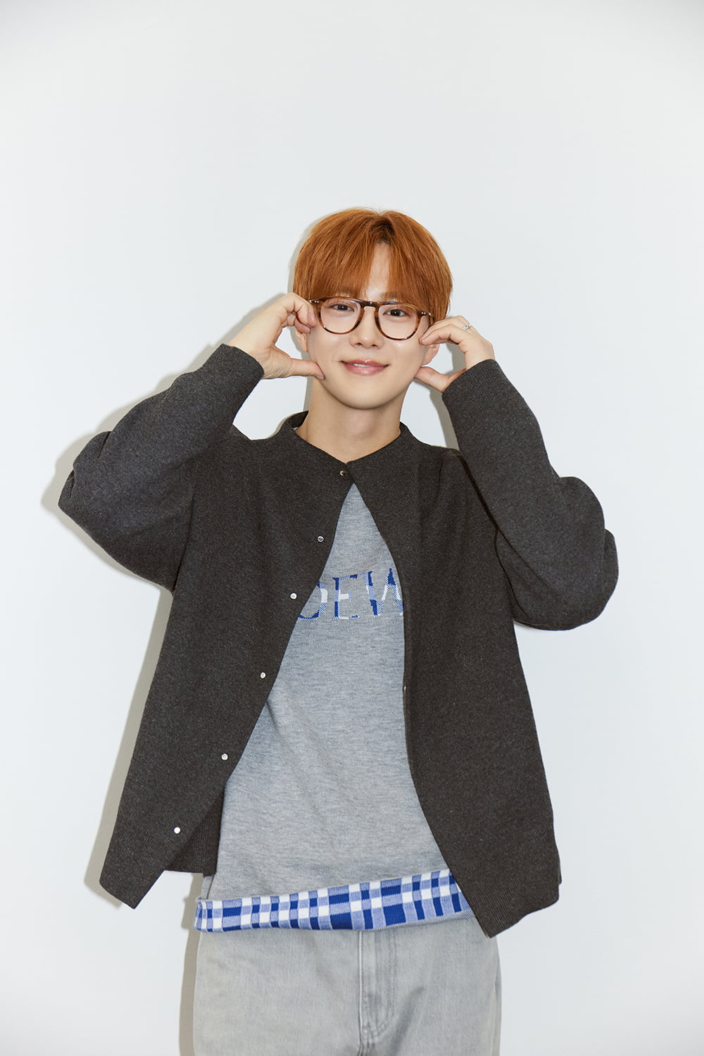 EXO's Suho Returns with Fourth Mini Album 'Who Are You'
