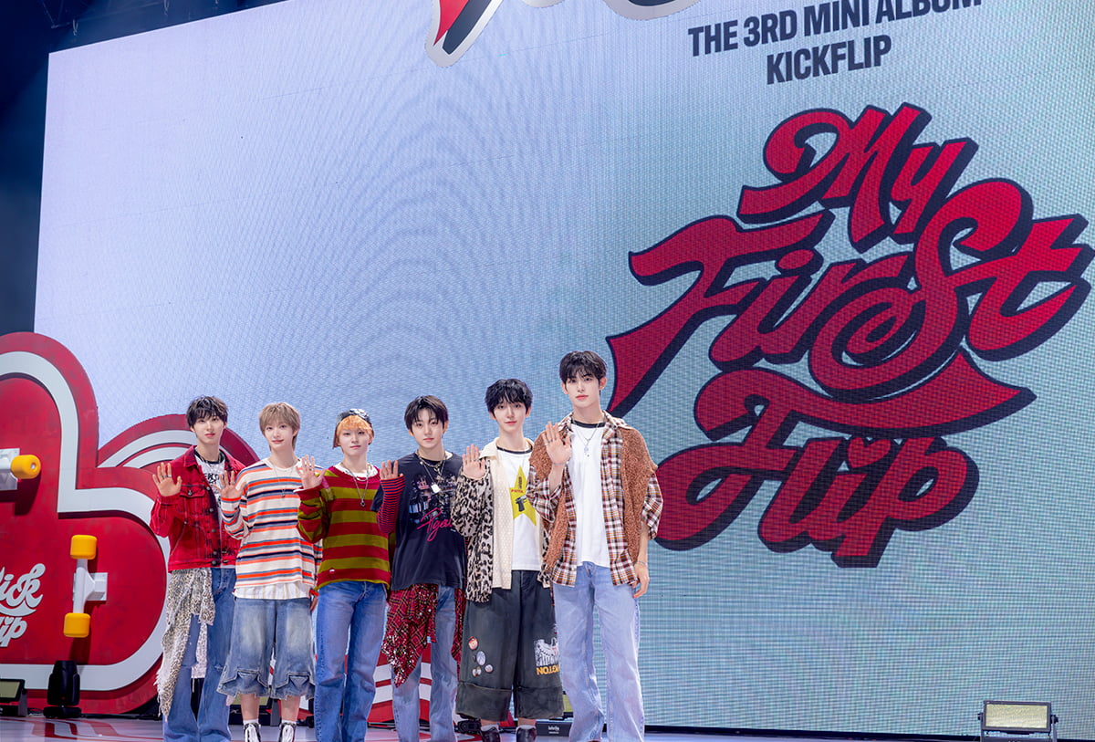 JYP's Jinyoung Park Offers Insightful Advice to KickFlip at Their Album Showcase