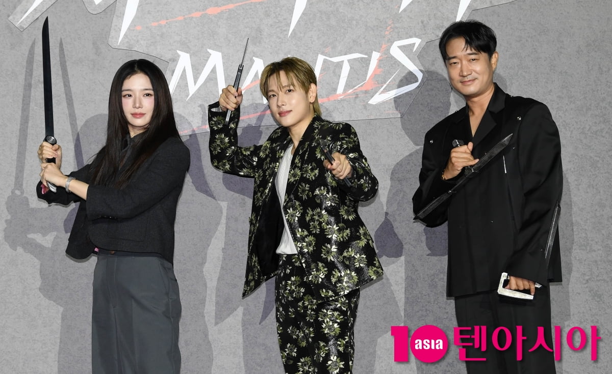 イム・シワンとコ・ヒョンジョンの「カマキリ」対決！Netflix映画とSBSドラマの違いとは？