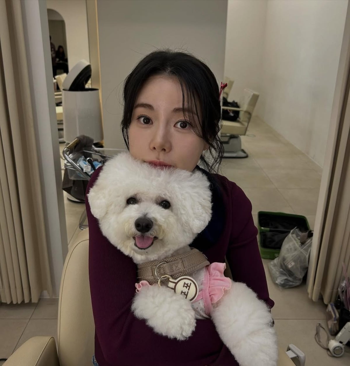 Actress Lim Ji-yeon Charms Fans with Adorable Instagram Post Featuring Her Dog