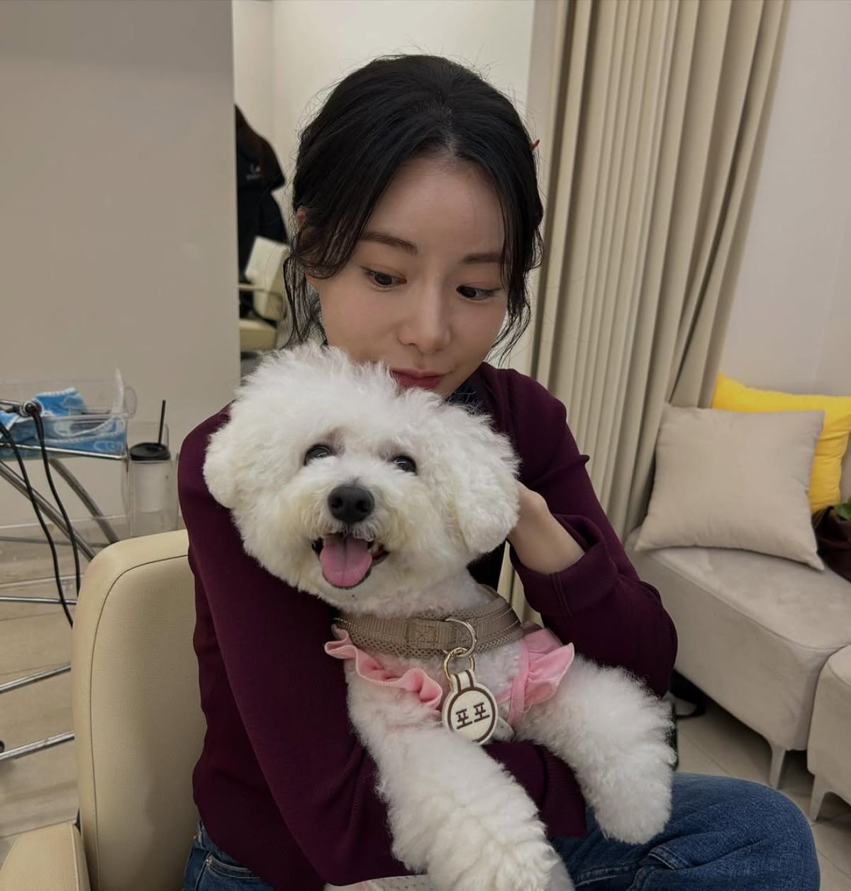 Actress Lim Ji-yeon Charms Fans with Adorable Instagram Post Featuring Her Dog