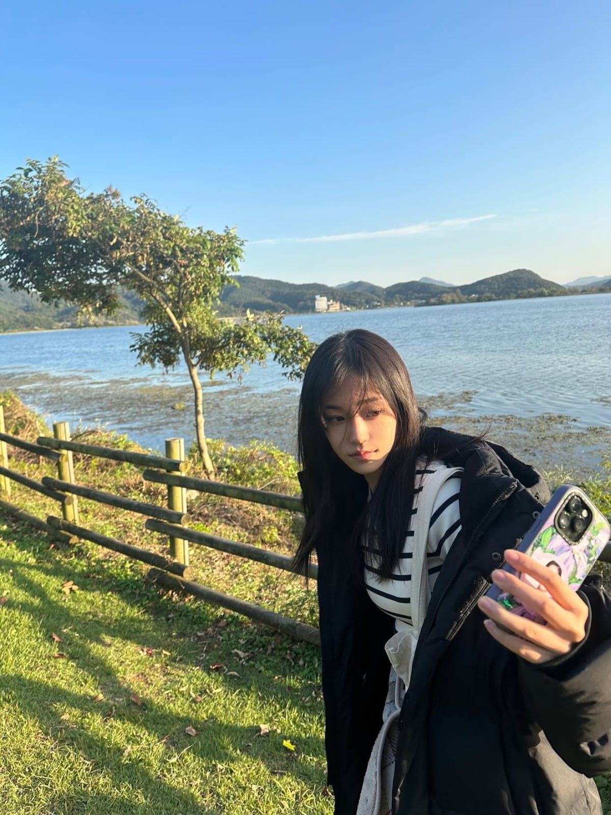 Rising Star Noh Yoon-seo Shines with Refreshing Beauty in Latest Instagram Post