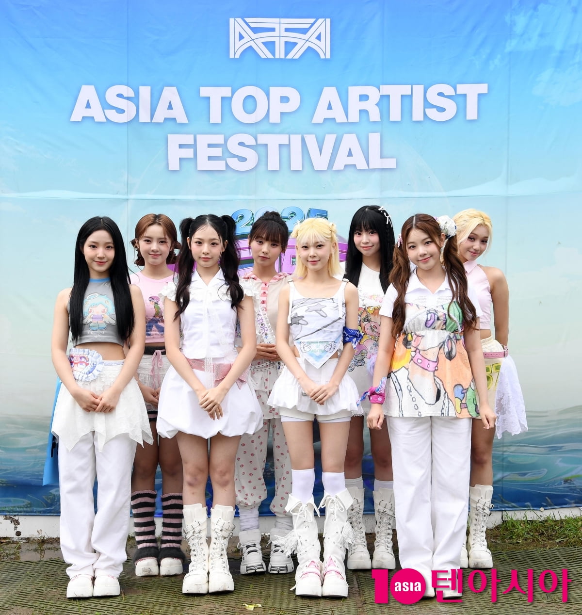 Unis Charms ATA Festival with Their Sweet and Spicy Appeal