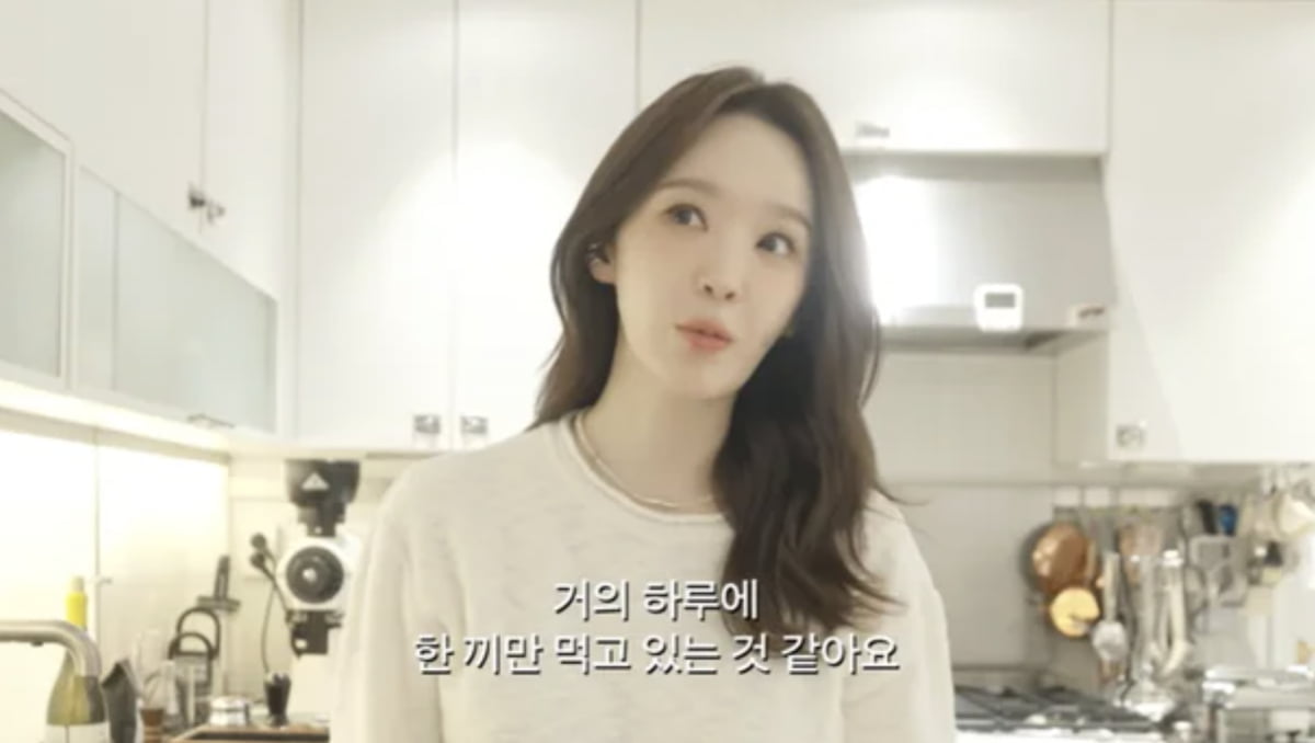 Davichi Announces Retirement from Singing at Weddings