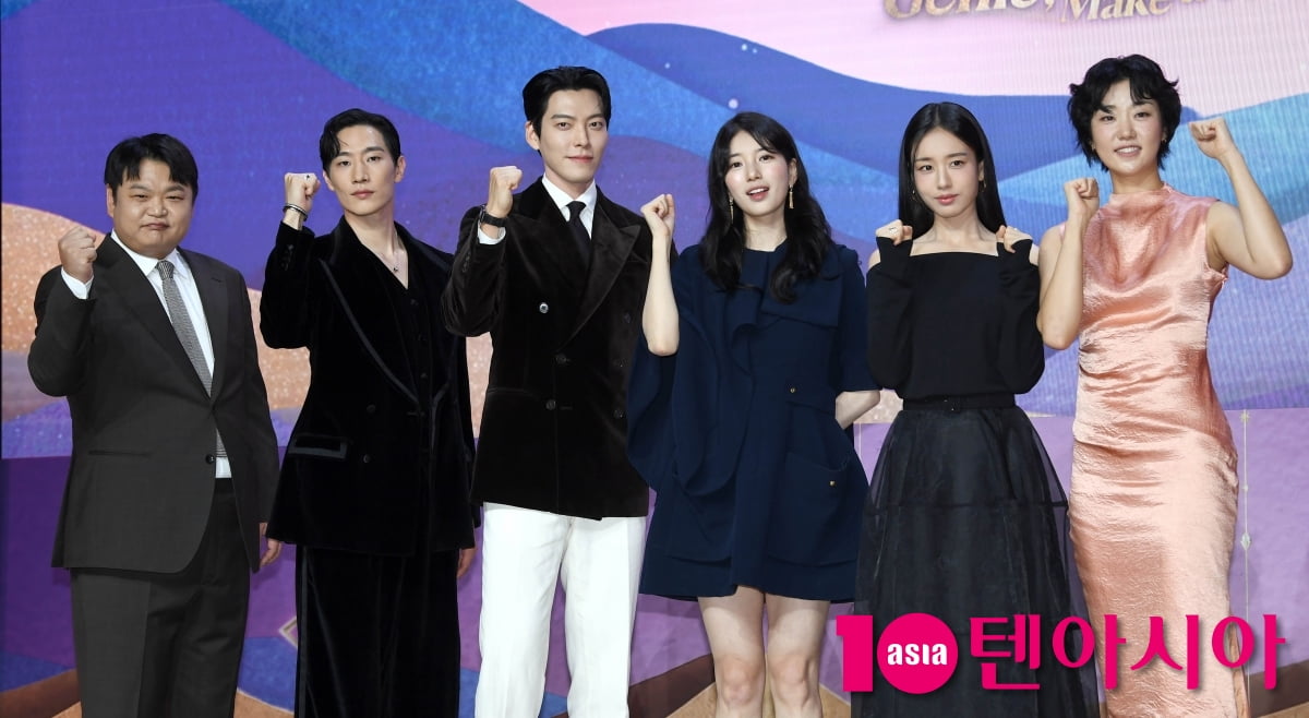 Netflix新シリーズ『Genie, Make A Wish』制作発表会にキム・ウビン、スジら豪華キャストが集結