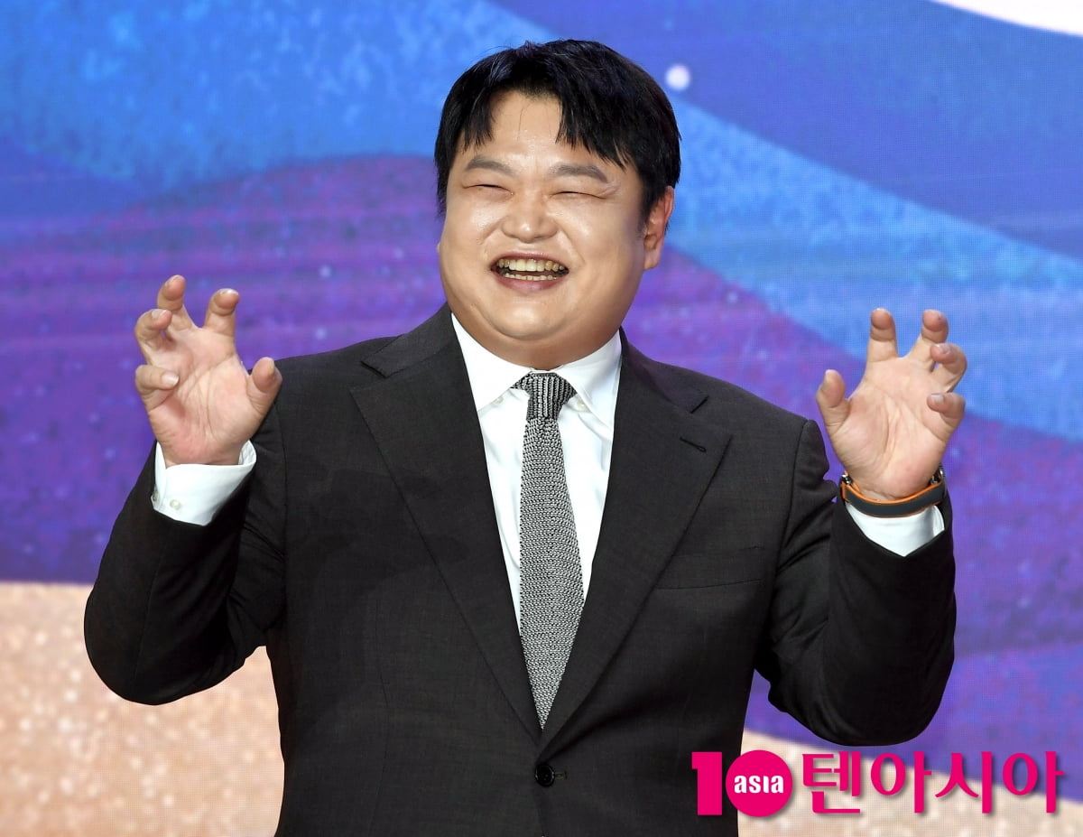俳優コ・ギュピル、Netflixシリーズ『Genie, Make A Wish』制作発表会に登場