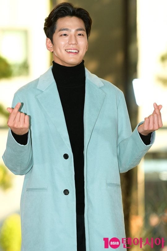 Korean Actor Kim Min-kyu Returns from Military Service, Promises Exciting Future Projects