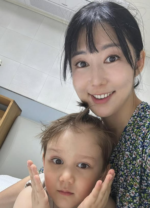 TV Personality Sayuri Shares Positive Health Check Results, Looks Forward to Long Life with Son