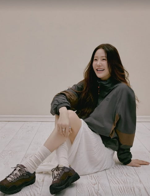 Korean Actress Go Hyun-jung Stuns with Timeless Beauty in Latest Instagram Photos
