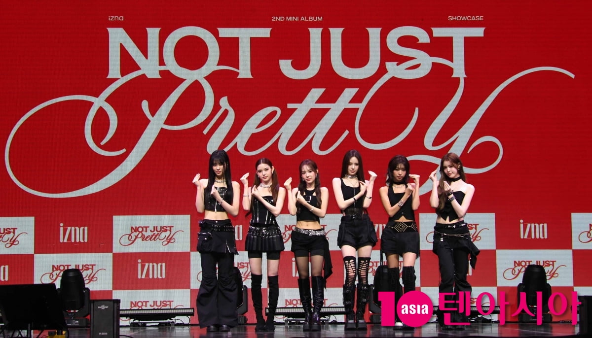 K-Pop Group izna Shines at 'Not Just Pretty' Showcase in Seoul